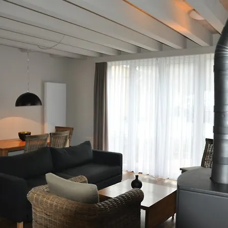 Ferienwohnungen Boddenfischer Born Værelse billede